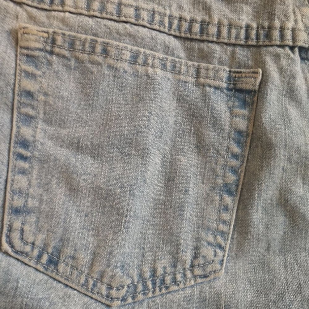 High Rise Denim Riders Shorts - Picture 8 of 8